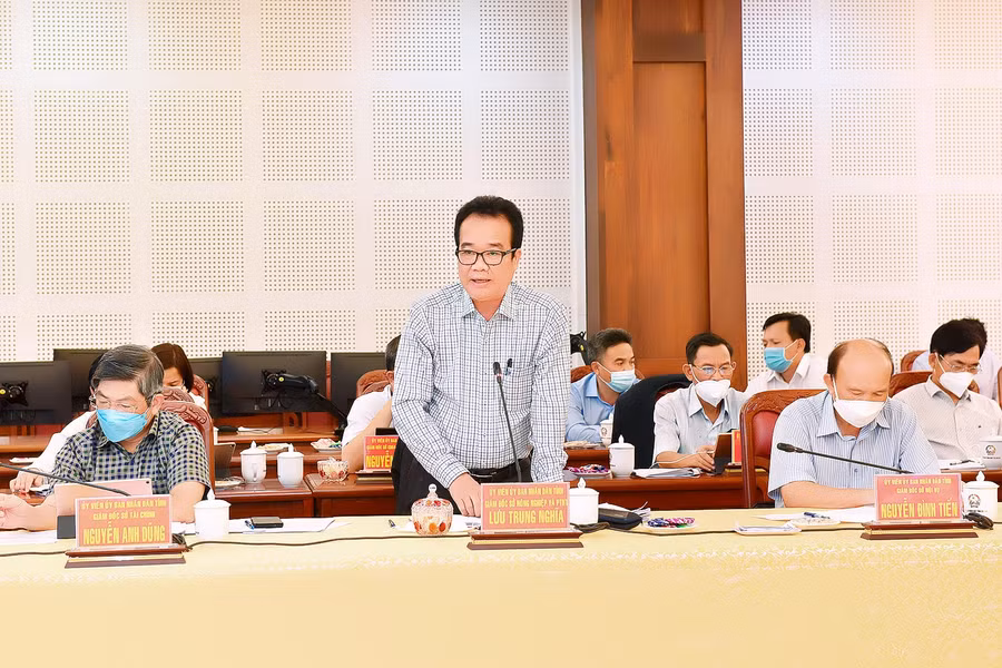 Giám đốc Sở Nông nghiệp và PTNT Lưu Trung Nghĩa phát biểu tại hội nghị. Ảnh: Đức Thụy giám đốc sở NN-PT-NT lưu trung nghĩa phát biểu tại hội nghị