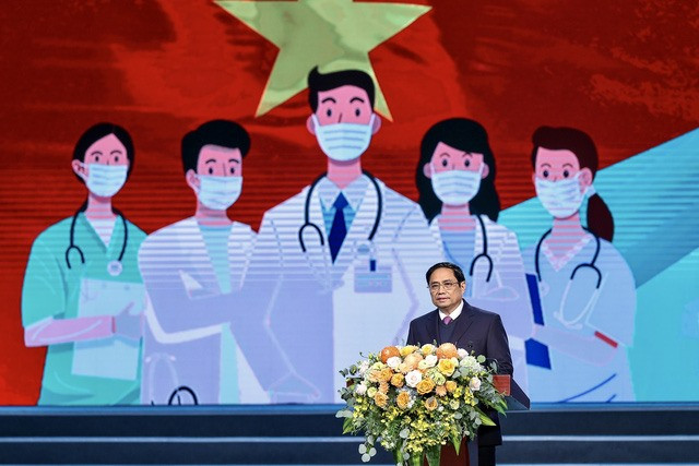 Thủ tướng phát biểu tại chương trình tôn vinh. Ảnh: Nhật Bắc