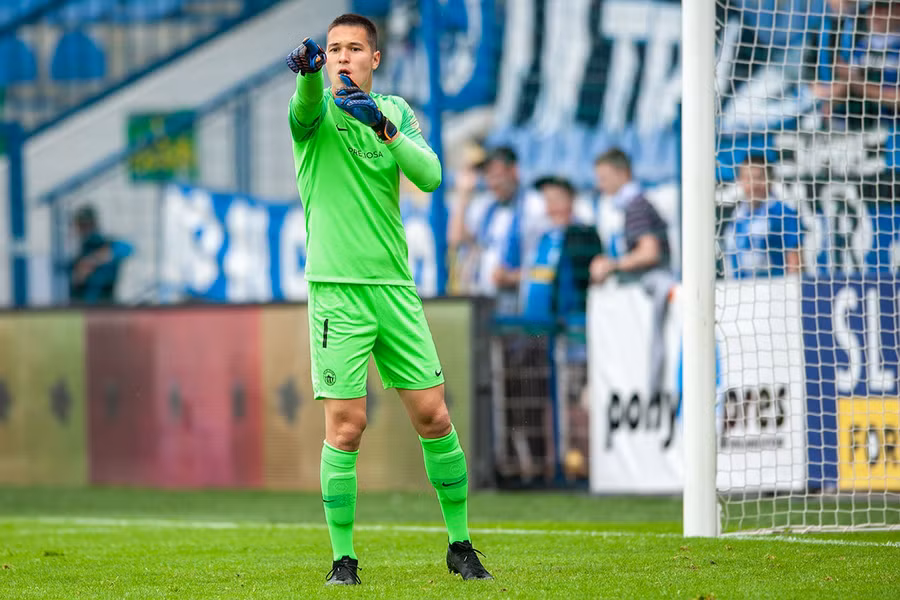 Filip Nguyễn vẫn đang tỏa sáng ở trời Âu và chờ cuộc gọi từ Việt Nam. Ảnh: SLOVAN LIBEREC