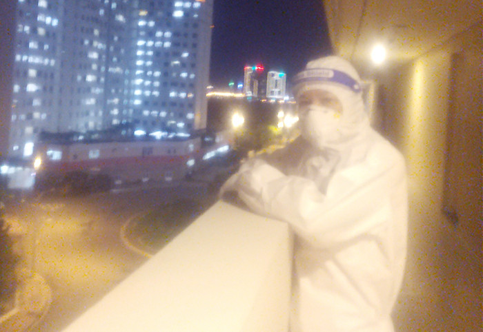 Đêm về là khoảng thời gian điều dưỡng Nhung nhớ con da diết.