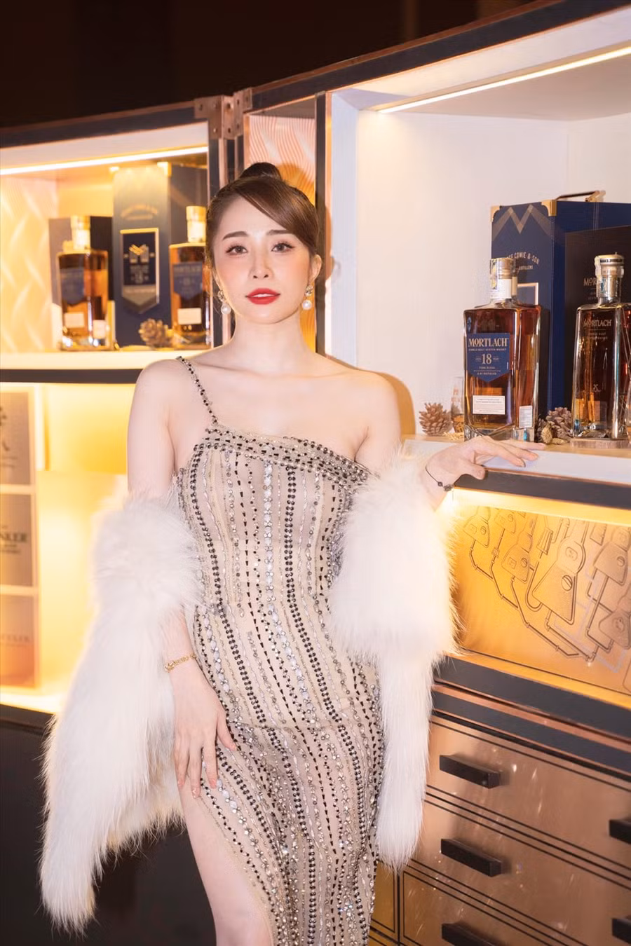 Cho tới đời thường...Ảnh: ST