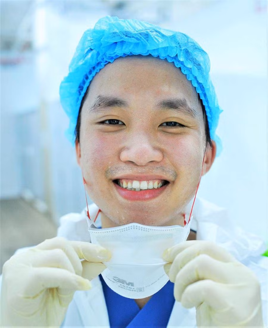 Sau hơn nửa năm, vẫn nụ cười đầy nhiệt huyết ấy ở vùng tâm dịch