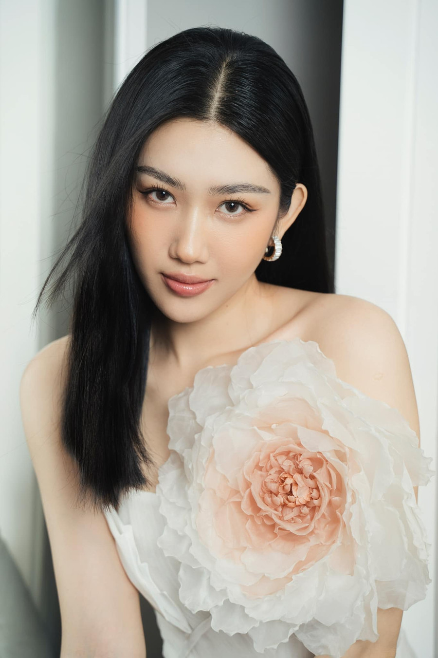 Nhan sắc ngày càng thăng hạng của nữ diễn viên sau thời gian hoạt động nghệ thuật. FBNV