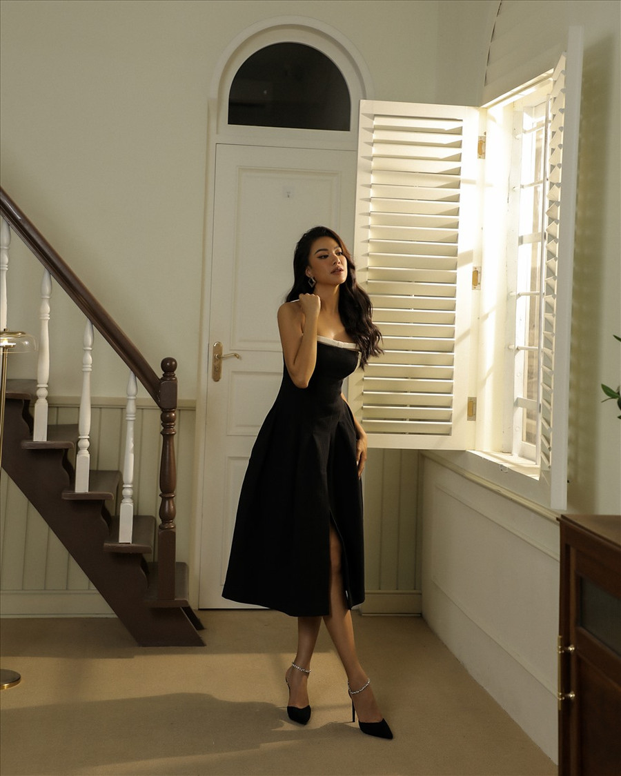 Trong bộ ảnh mới Kim Duyên gây ấn tượng với hình ảnh trưởng thành và điềm tĩnh hơn, toát lên nét đẹp của một cô gái hiện đại đầy mạnh mẽ. Ảnh: Nguyễn Du.