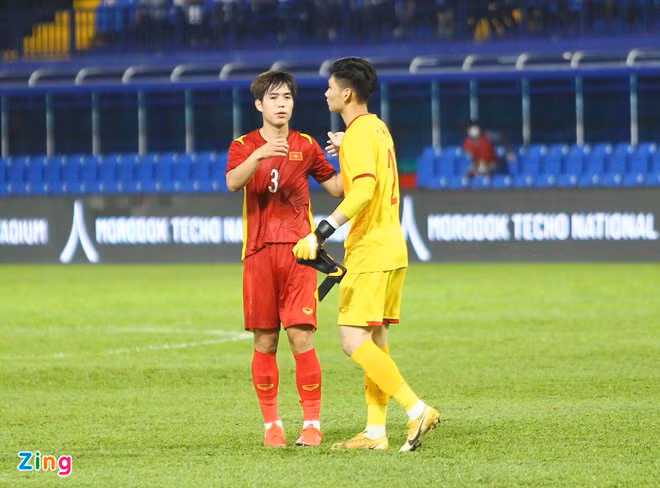 Thủ môn Xuân Hoàng có trận đấu nổi bật. Ảnh: Nguyên Khang