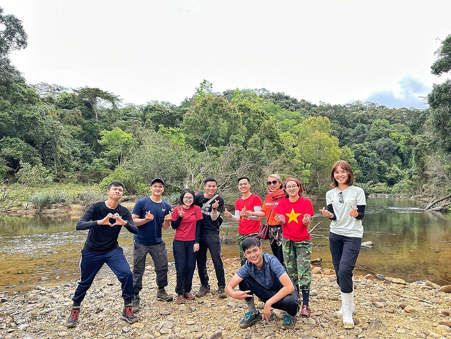 Khách du lịch khám phá Khu Bảo tồn thiên nhiên Kon Chư Răng ngay khi điểm du lịch mở cửa trở lại đầu năm 2022. Ảnh: Nguyễn Trung Khách du lịch khám phá Khu Bảo tồn thiên nhiên Kon Chư Răng ngay khi điểm du lịch mở cửa trở lại đầu năm 2022. Ảnh: Nguyễn Trung