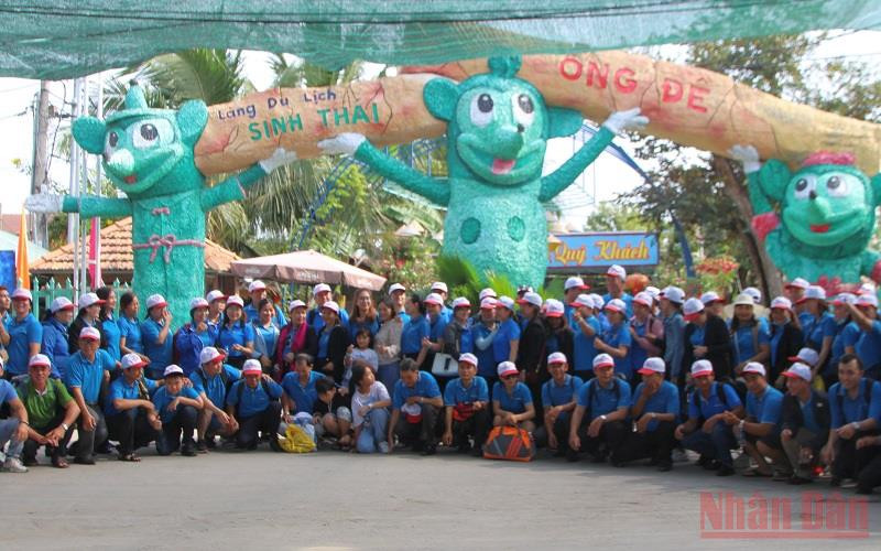  Làng Du lịch Ông Đề, huyện Phong Điền, TP Cần Thơ đón hơn 5.000 lượt khách mỗi ngày.