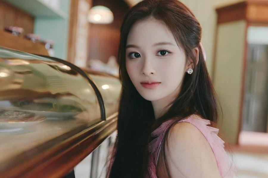 Sullyoon từng vượt qua vòng thi tuyển của nhiều công ty đình đám như SM Entertainment, YG Entertainment, Fantagio… Điều này cho thấy khả năng ca hát, nhảy múa của cô thuộc mức “không phải dạng vừa”. Ảnh: INSTAGRAM NV