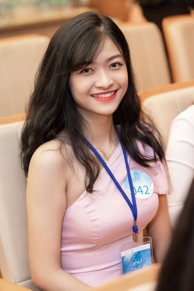 Nguyễn Hà Kiều Loan được đánh giá là một trong những người đẹp hoạt động mạnh mẽ nhất của làng giải trí Việt Nam sau khi bước ra từ cuộc thi Miss World Vietnam 2019. Sau 3 năm đăng quang, người đẹp gần như hoàn toàn "lột xác" về ngoại hình và có được những thành công nhất định trên con đường nghệ thuật. Ảnh: NVCC Nguyễn Hà Kiều Loan được đánh giá là một trong những người đẹp hoạt động mạnh mẽ nhất của làng giải trí Việt Nam sau khi bước ra từ cuộc thi Miss World Vietnam 2019. Sau 3 năm đăng quang, người đẹp gần như hoàn toàn