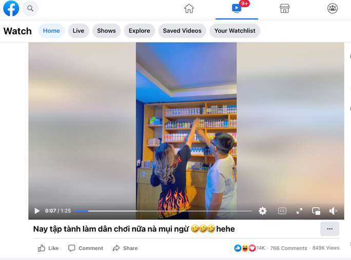Video của H.P đã thu hút rất nhiều bạn trẻ xem, tương tác và chia sẻ- Capture chụp từ màn hình video của H.P Video của H.P đã thu hút rất nhiều bạn trẻ xem, tương tác và chia sẻ- Capture chụp từ màn hình video của H.P