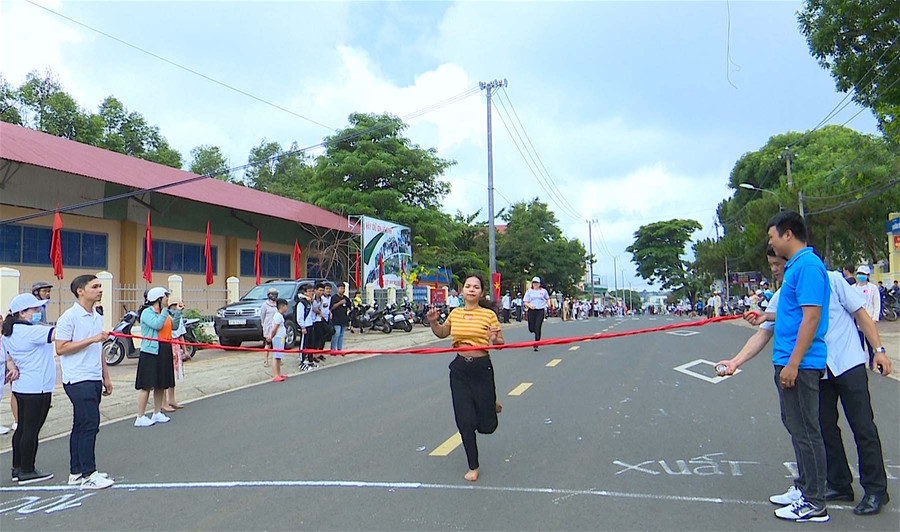 Phường Hoa Lư đã tổ chức thành công đại hội điểm Đại hội Thể dục thể thao cấp cơ sở từ ngày 10 đến 24-4-2021. Ảnh: Mộc Trà