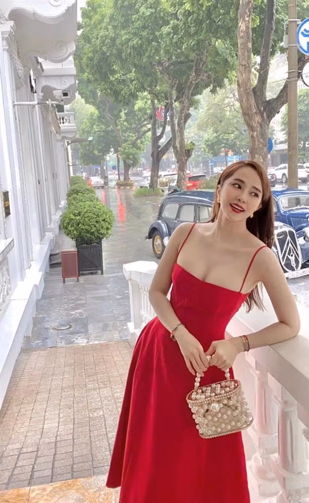 Với sự tham gia diễn xuất của nhiều diễn viên gạo cội, “Về chung một nhà” dự kiến sẽ là bộ phim truyền hình được đón nhận nhất năm 2022. Ảnh: VTV