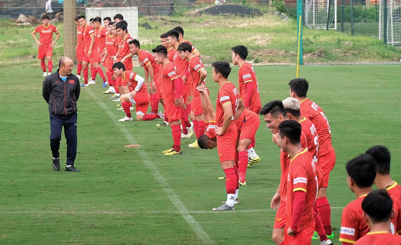 Huấn luyện viên Park Hang-seo cần thêm những nhân tố mới cho tuyển Việt Nam. Ảnh: VFF