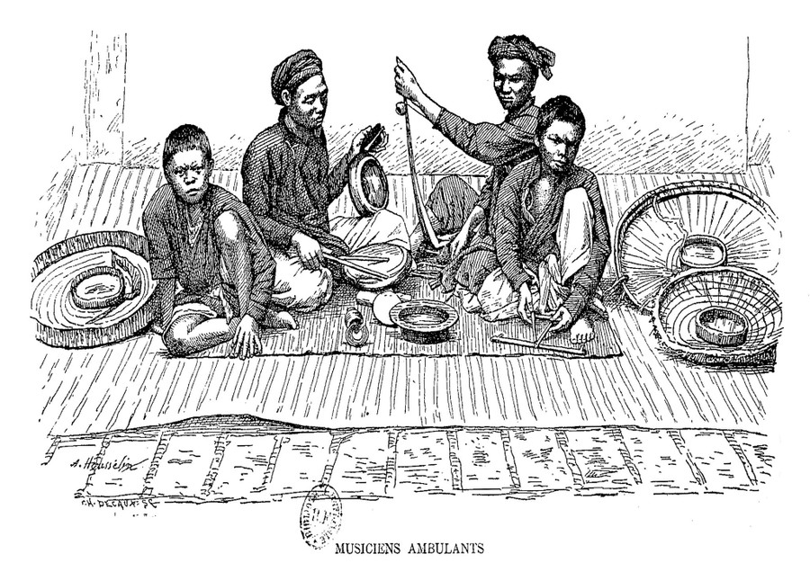 Gánh hát rong ngày xuân. Ảnh: T.L Gánh hát rong ngày xuân. Ảnh: T.L