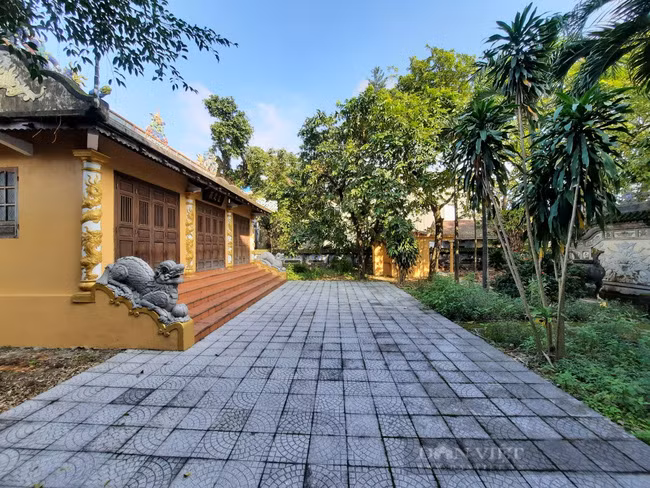 Phủ Định Viễn quận vương- người thành lập chợ Gia Lạc dưới triều vua Minh Mạng. Ảnh: Trần Hòe.