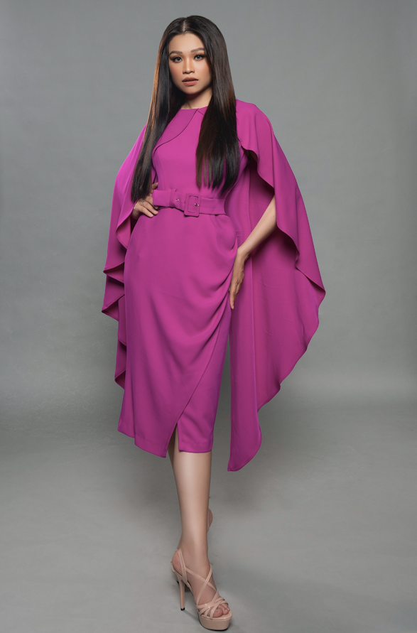 Dù sở hữu ngoại hình xinh đẹp nhưng Trần Hoài Phương tiết lộ từng bị chê bai, dè bỉu về vẻ ngoài. Chân dài từng có giai đoạn mặc cảm khi bị trêu chọc vì chiều cao và gương mặt khác lạ so với bạn bè cùng trang lứa. Ảnh: Huy Trần