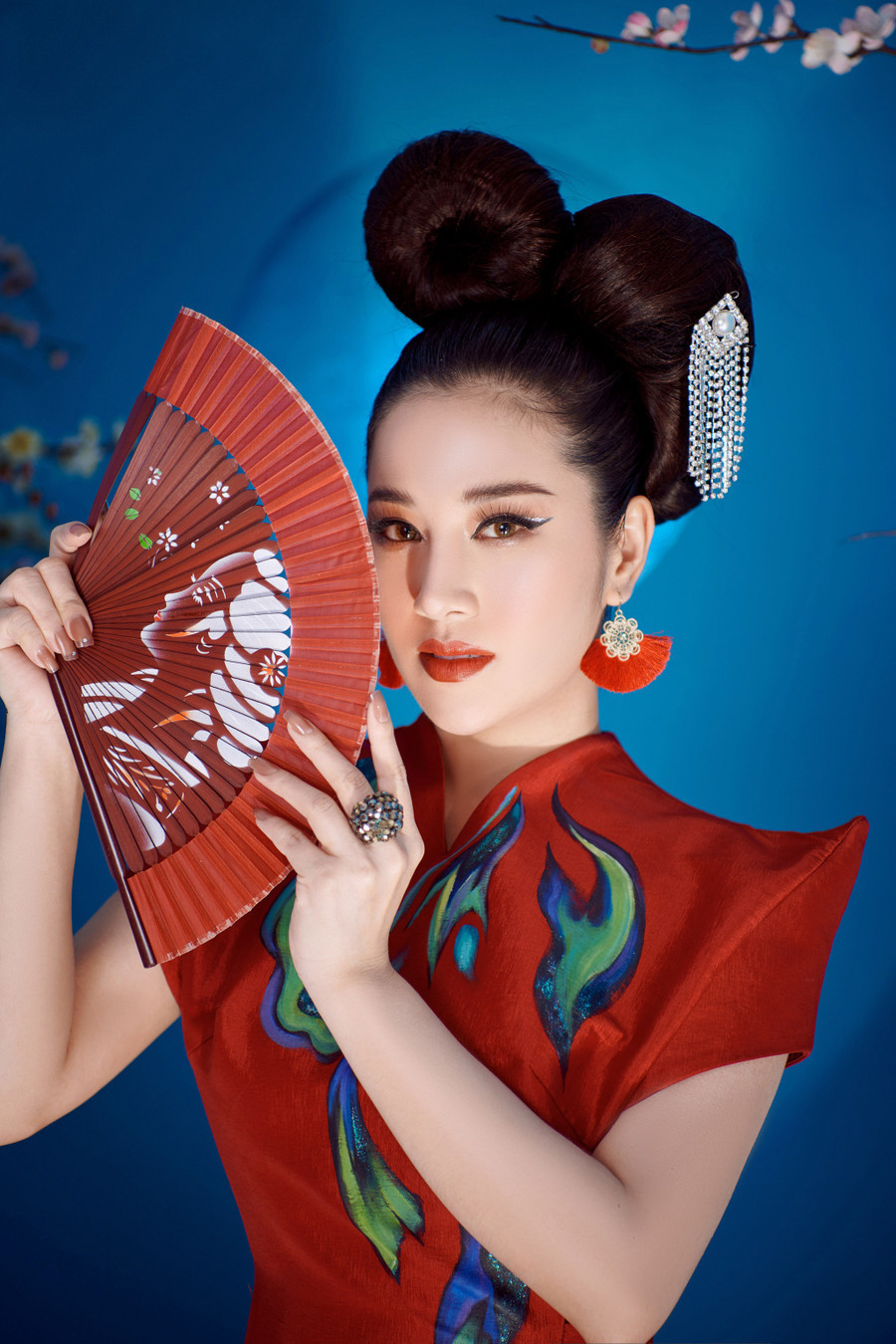 Sau khi đoạt giải Á quân Solo cùng bolero 2016, Tố My dần chinh phục được khán giả và vị trí riêng trong làng nghệ thuật. NVCC