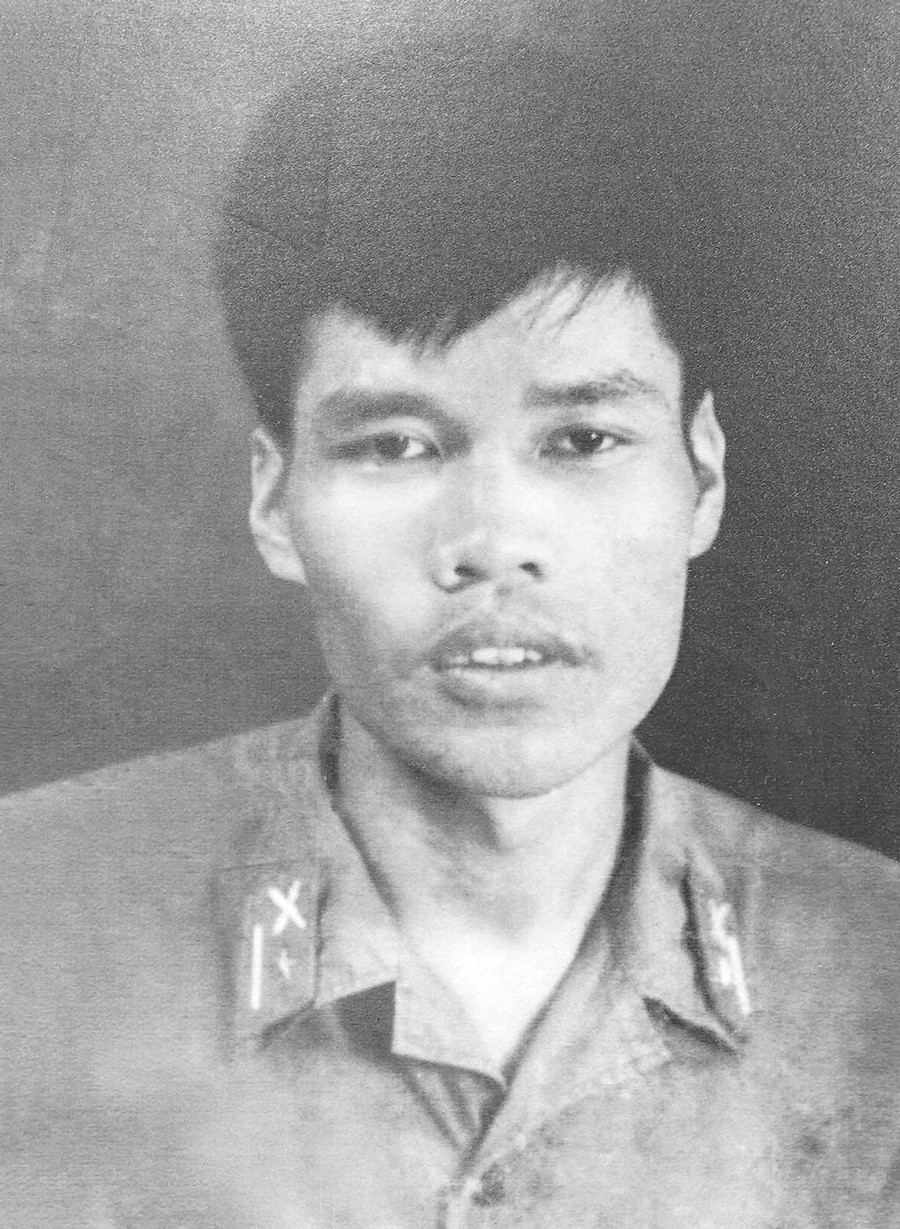 Trung úy - học viên Nguyễn Văn Huân Sinh ngày: 15.9.1950 Nhập ngũ: 24.8.1970 Quê quán: Sơn Hà, Thái Thụy, Thái Bình Hy sinh: 3.3.1979