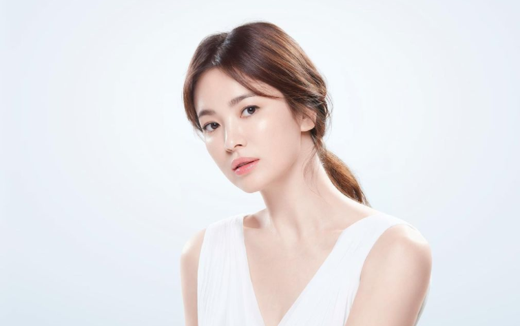 Song Hye Kyo tiết lộ cô luôn trong tâm trạng lo lắng, hồi hộp mỗi khi nhận vai diễn mới. Ảnh: INSTAGRAM NV