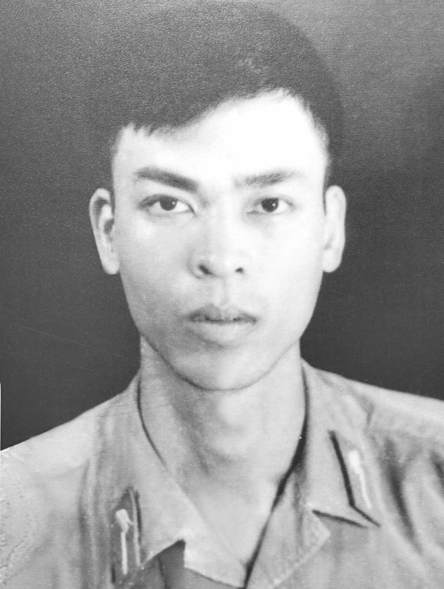 Trung úy - học viên Đào Văn Sang Sinh ngày: 16.10.1953 Nhập ngũ: 23.5.1971 Quê quán: Diêm Điền, Thái Thụy, Thái Bình Hy sinh: 14.3.1979