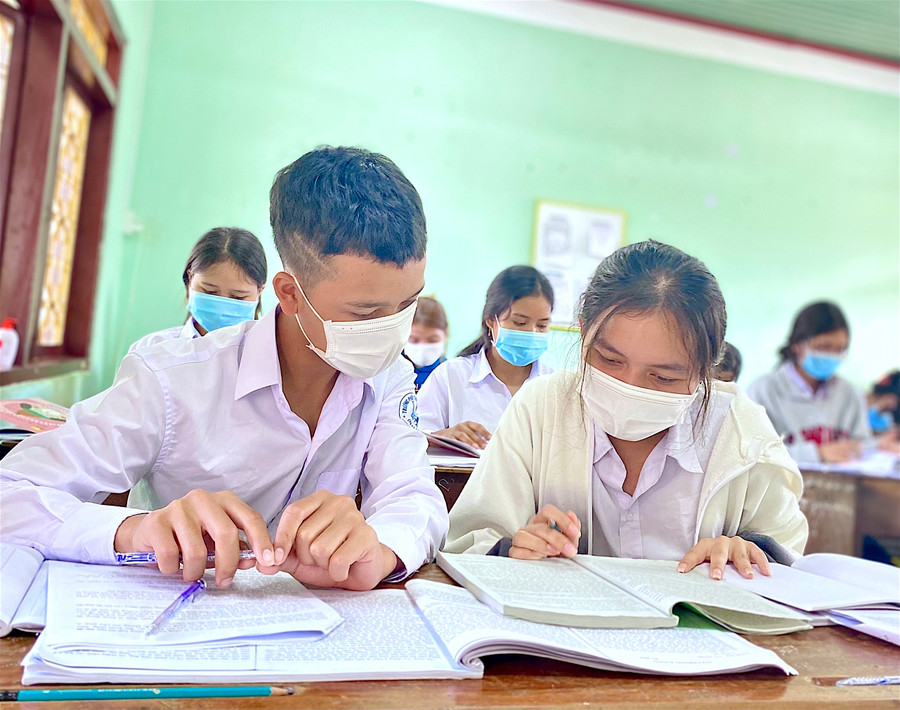 Sở GD-ĐT yêu cầu các trường THPT ôn tập thi tốt nghiệp theo từng nhóm năng lực song không được gây áp lực, quá tải cho học sinh. Ảnh: Mộc Trà