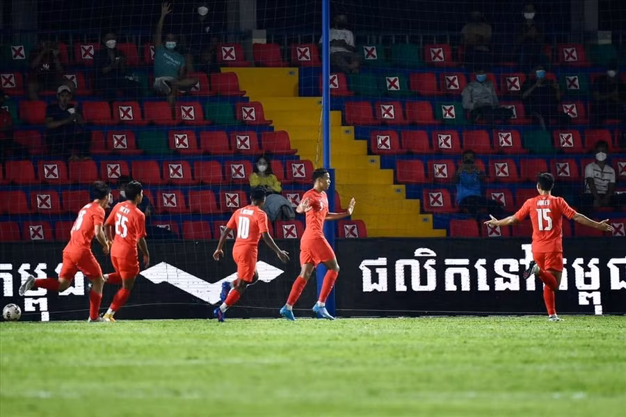 Ilhan Fandi ghi bàm mở tỉ số cho U23 Singapore. Ảnh: Changsuek