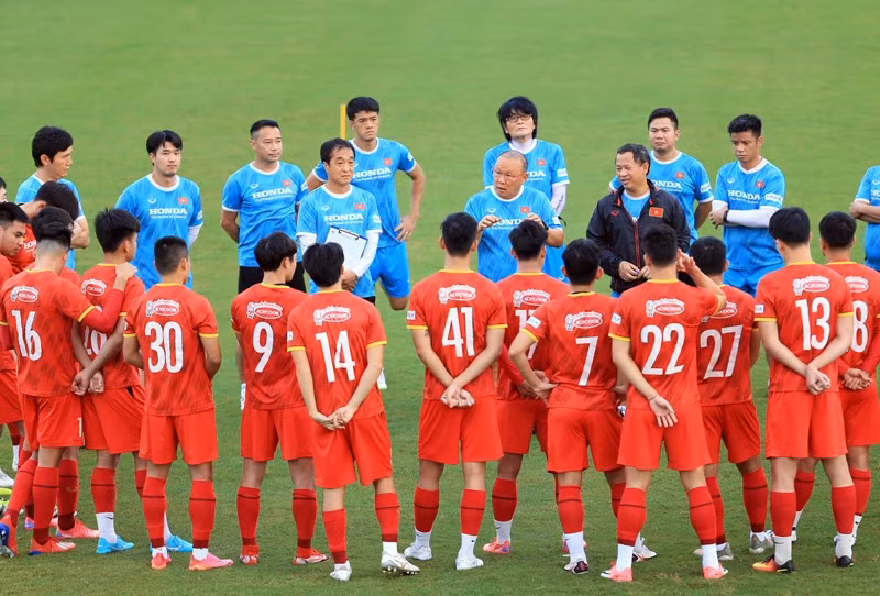 Huấn luyện viên Park Hang-seo đang làm mới tuyển Việt Nam. Ảnh: VFF