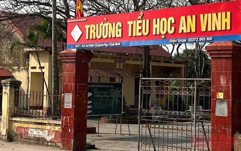 Trường Tiểu học An Vinh đã tạm đình chỉ việc giảng dạy của Nguyễn Bá Nghị để phục vụ công tác điều tra. Ảnh: KL Trường Tiểu học An Vinh đã tạm đình chỉ việc giảng dạy của Nguyễn Bá Nghị để phục vụ công tác điều tra. Ảnh: KL