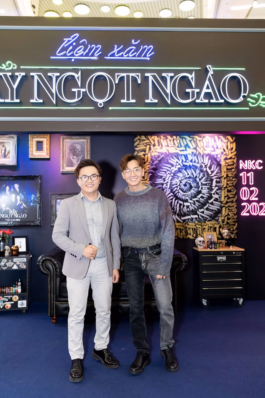Diễn viên Đại Nghĩa cùng ca sĩ Ngô Kiến Huy. Ảnh: ĐPCC