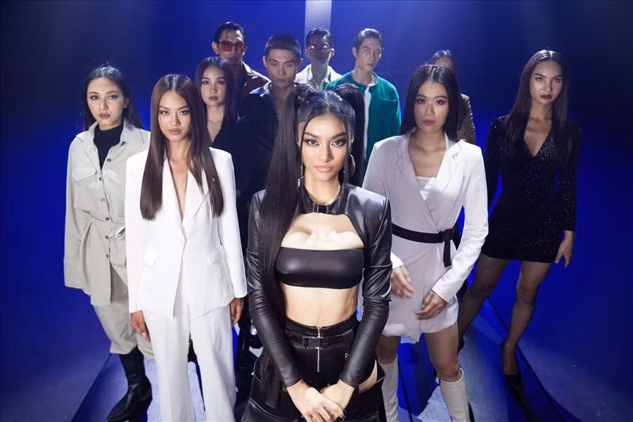 Hiện tại, thể loại âm nhạc Lona hướng đến mang phong cách sôi động, vui tươi và phần nào truyền cảm hứng đến các bạn trẻ như một món ăn tinh thần âm nhạc độc đáo. Ảnh: Sen Vàng.