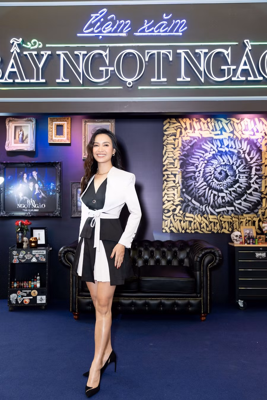 Ca sĩ Ái Phương trung thành với phong cách thanh lịch. Ảnh: ĐPCC