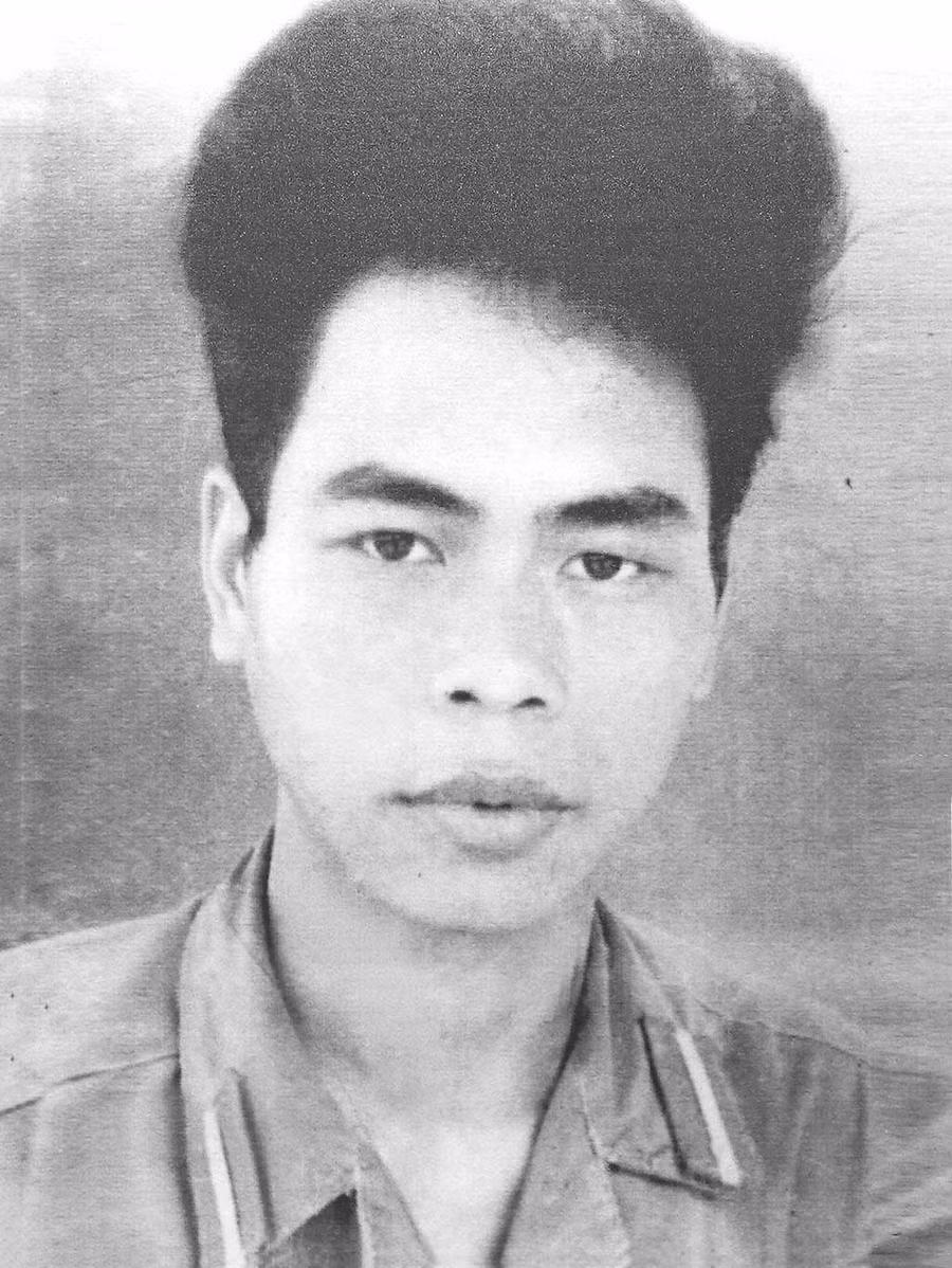 Trung úy - học viên Nguyễn Công Thức Sinh ngày: 24.5.1950 Nhập ngũ: 27.2.1968 Quê quán: Trắc Văn, Duy Tiên, Hà Nam Hy sinh: 22.2.1979