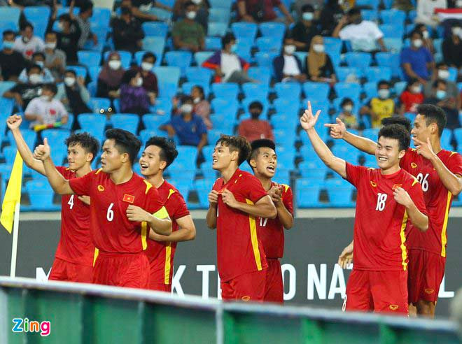 U23 Việt Nam đã có bàn thắng mở tỷ số ở phút cuối hiệp 1. Ảnh: Zing