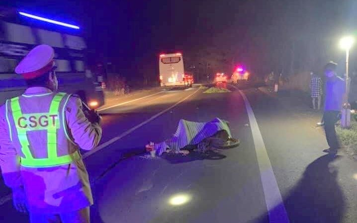 Hiện trường vụ tai nạn giao thông. Ảnh: NDCC  Hiện trường vụ tai nạn giao thông. Ảnh: NDCC