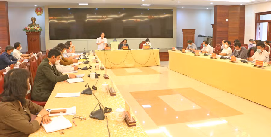 Quang cảnh cuộc họp. Ảnh: Quang Tấn