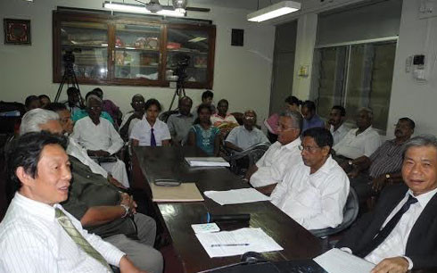 Quang cảnh buổi tọa đàm. Quang cảnh buổi tọa đàm.