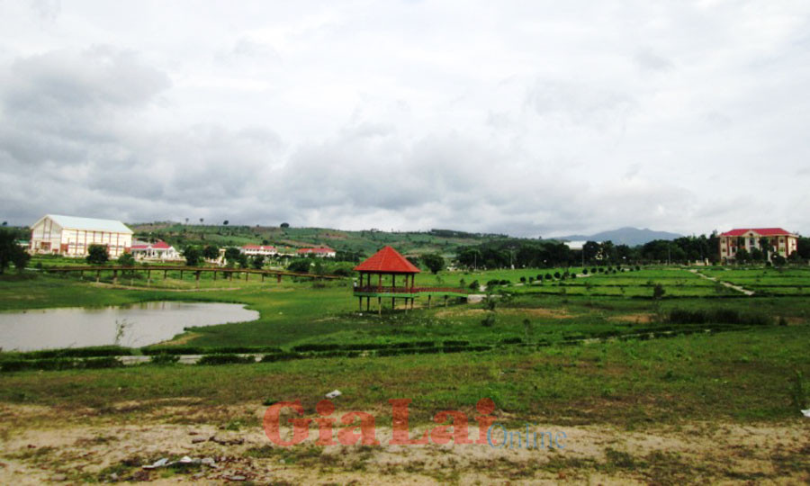 Đak Pơ hôm nay. Ảnh: Hồng Thương Đak Pơ hôm nay. Ảnh: Hồng Thương