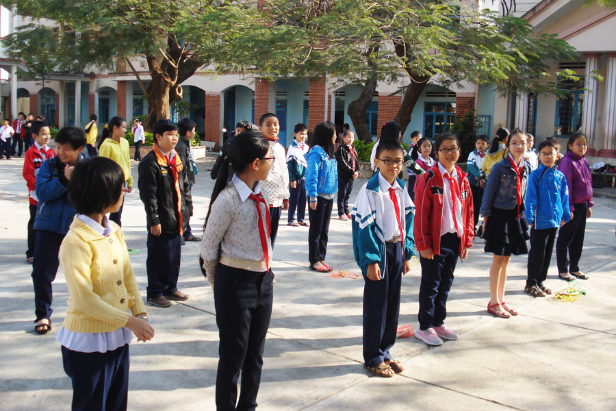 Các tật khúc xạ học đường đang có chiều hướng gia tăng. Ảnh: Như Nguyện