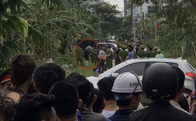  Sơn được đưa đến hiện trường để thực nghiệm