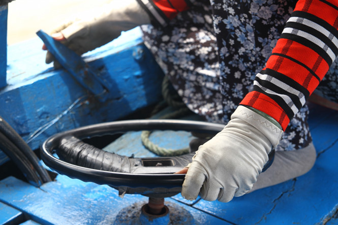 Trong một lần điều khiển đò của chị Hiệp