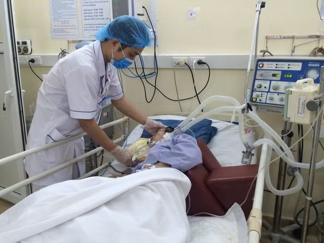 Bệnh nhân được cấp cứu tại Bệnh viện Việt Nam-Thụy Điển Uông Bí