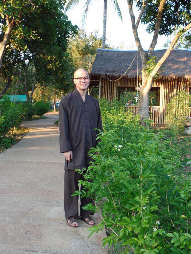  Sư thầy Thích Tâm Tiến cho biết, tu là nhân duyên của bản thân và không có gì nuối tiếc khi đi tu.