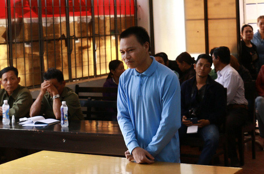 Bị cáo Lê Viết Bảo tại phiên tòa phúc thẩm Bị cáo Lê Viết Bảo tại phiên tòa phúc thẩm