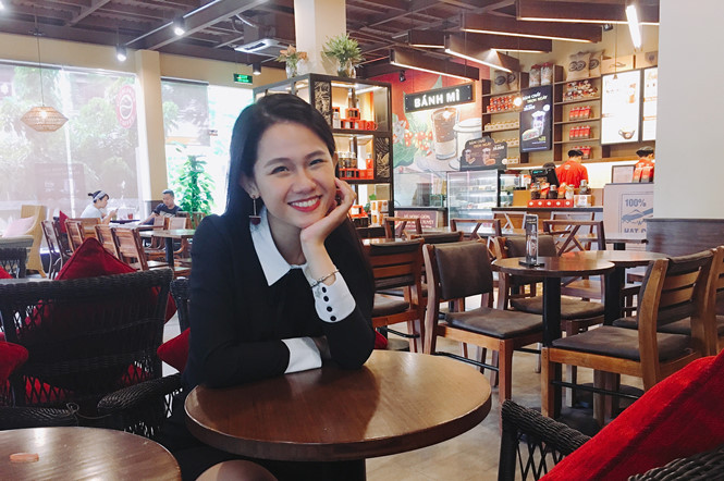 Cô nàng lúc nào cũng nở nụ cười trên môi
