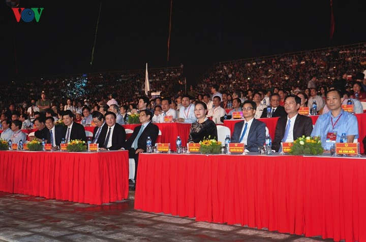 Sự kiện khai mạc Năm du lịch Quốc gia có sự tham dự của Chủ tịch Quốc hội Nguyễn Thị Kim Ngân, Trưởng Ban Tổ chức Trung ương Phạm Minh Chính, Phó Thủ tướng Vũ Đức Đam và các vị lãnh đạo Đảng, Nhà nước, các tỉnh thành, các tổ chức quốc tế,…