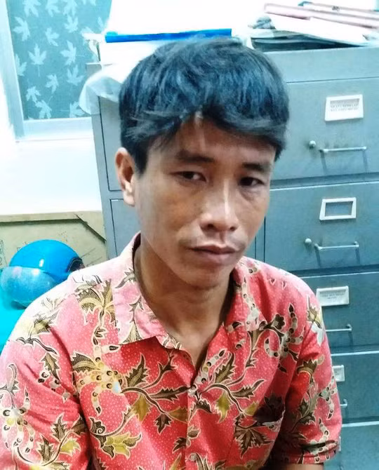 Nguyễn Bảo Tuấn tại cơ quan công an