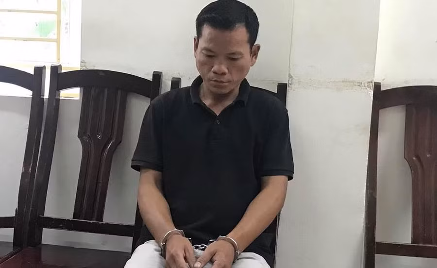 Chử Tuấn Sơn tại cơ quan công an