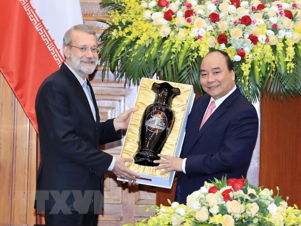  Thủ tướng Nguyễn Xuân Phúc tiếp Chủ tịch Quốc hội nước Cộng hòa Hồi giáo Iran Ali Ardeshir Larijani. 