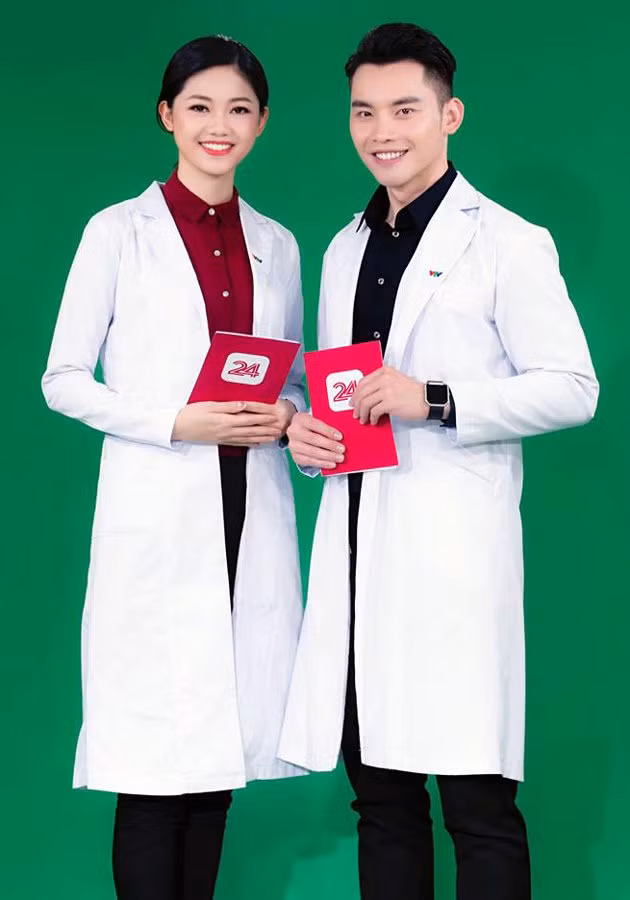  Thanh Tú trong vai trò MC của 