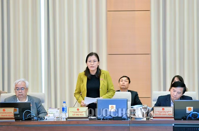 Chủ nhiệm UB Tư pháp Lê Thị Nga.